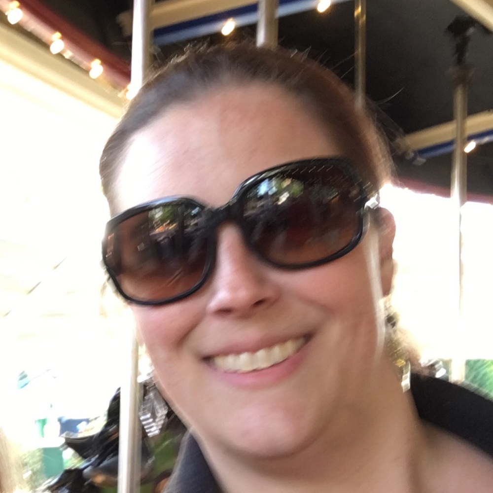 Meet your Posher, Benay